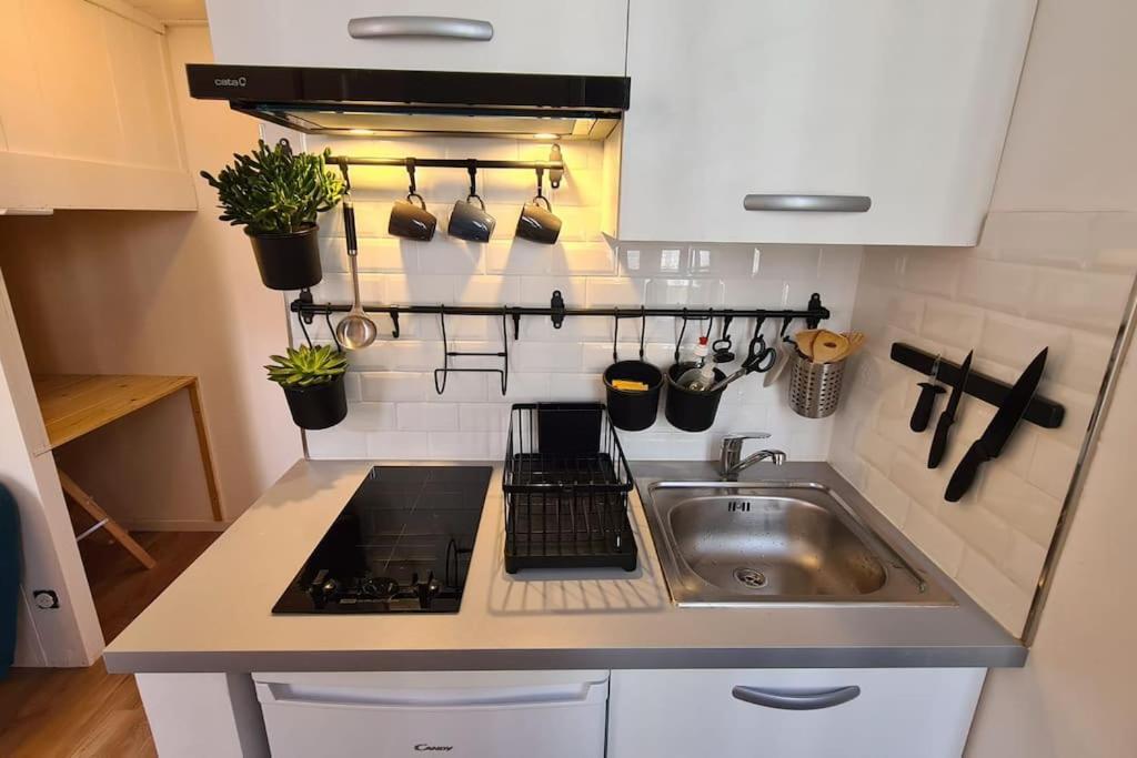 Beau Studio A 30M De La Plage / Beautiful Studio 30M From The Beach Трувіль-сюр-Мер Екстер'єр фото