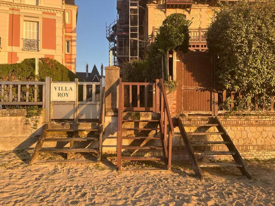 Beau Studio A 30M De La Plage / Beautiful Studio 30M From The Beach Трувіль-сюр-Мер Екстер'єр фото