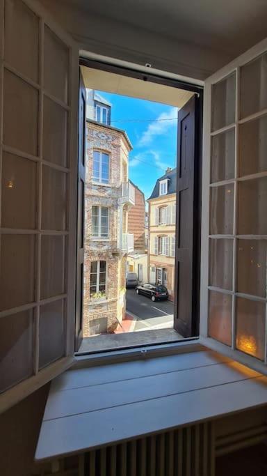 Beau Studio A 30M De La Plage / Beautiful Studio 30M From The Beach Трувіль-сюр-Мер Екстер'єр фото